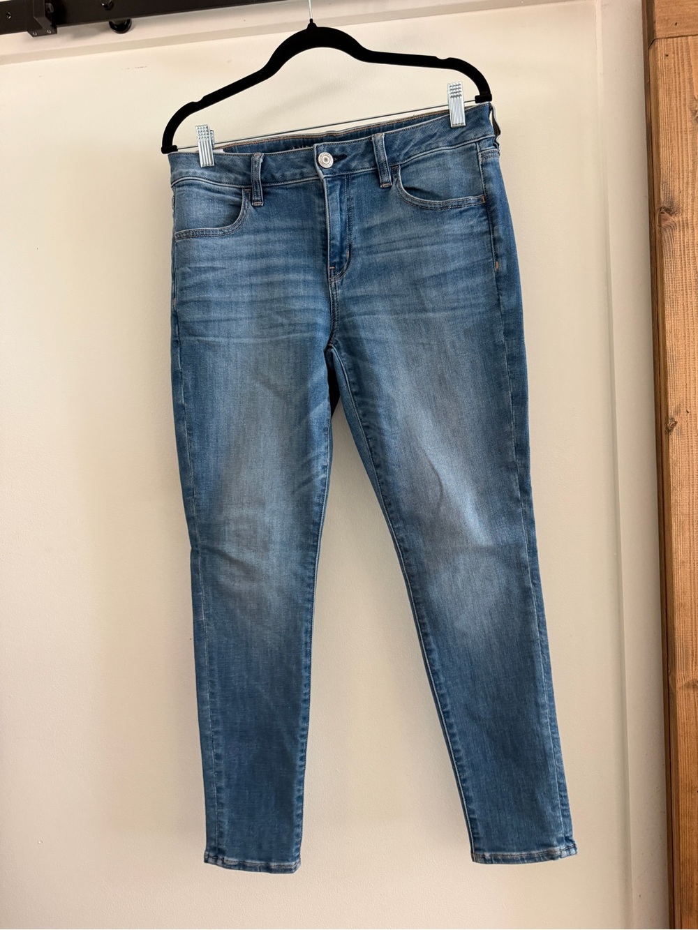 American Eagle Outfitters Women's Light Blue Skinny Jeans